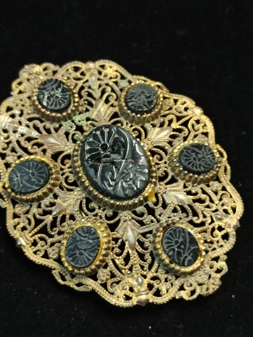 Vintage 1960s Filigree Black Onyx Cabochon Brooch Pendant Victorian Revival - Picture 12 of 12